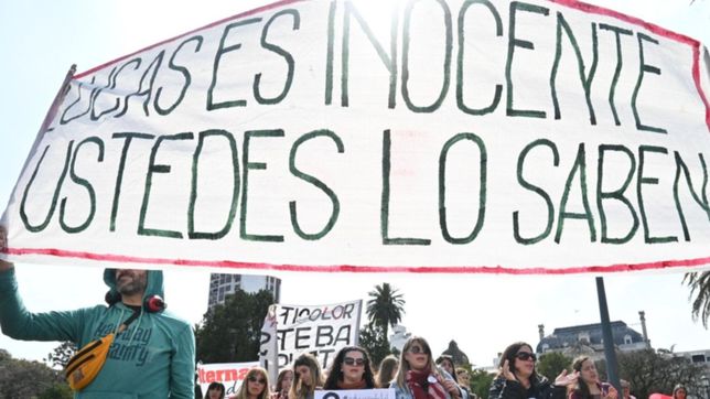 docentes de la region marcharon en la plata en rechazo de la condena a lucas puig