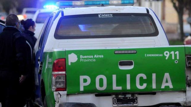 conmocion en la plata: un hombre mayor se desvanecio y murio en la puerta de un edificio