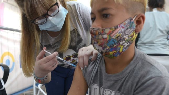 la provincia ya envia turnos para aplicar segundas dosis a nenes de 3 a 11 anos