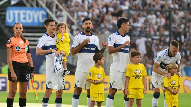 gimnasia estrena la nueva camiseta con la incorporacion de dos sponsors de renombre