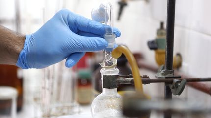 El Gobierno eliminó programas del ex Ministerio de Ciencia y profundiza los recortes