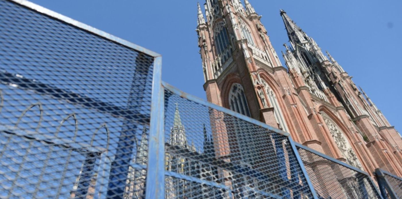 1570549084016.jpg?width=1486&scaleX=1&scaleY=1&ow=1500&x=4&y=175&height=743&rotate=0&oh=996&&cw=1920&ch=950