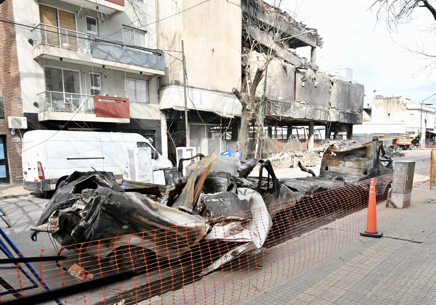 Demolición depósito diagonal 77 (8)