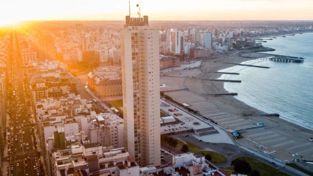 el gobierno puso en duda la temporada de verano: es inimaginable sin vacuna