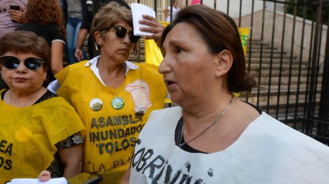 la asamblea de inundados de la plata, antes del juicio: esto no sirve para nada