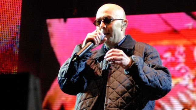 el indio solari aviso que aun quedan entradas del show de los fundamentalistas en la plata