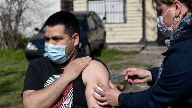 la provincia insiste con el debate de la vacunacion obligatoria contra el covid-19