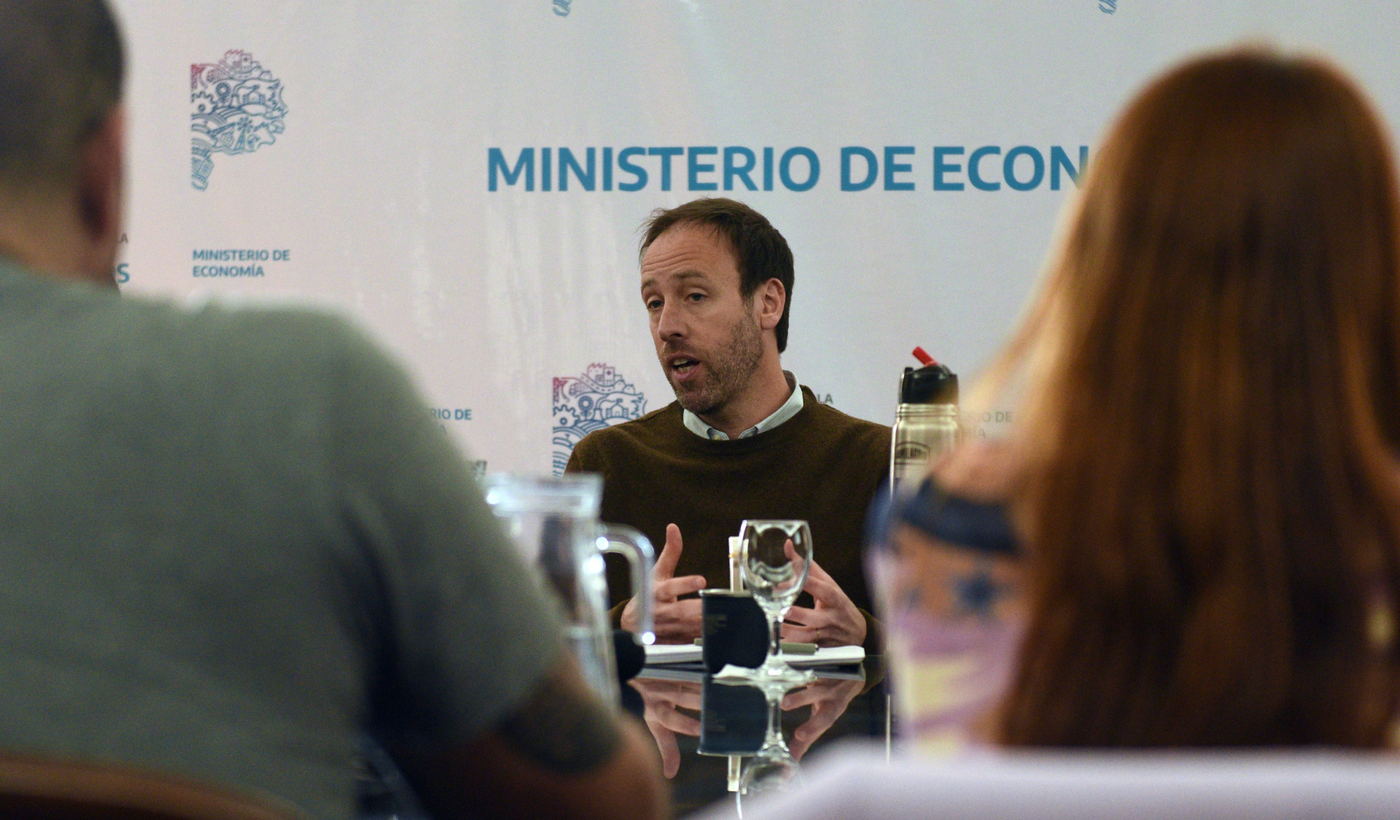 Pablo López Paritarias.png