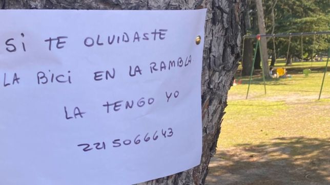 encontro una bici tirada en un parque de la plata y busca al dueno