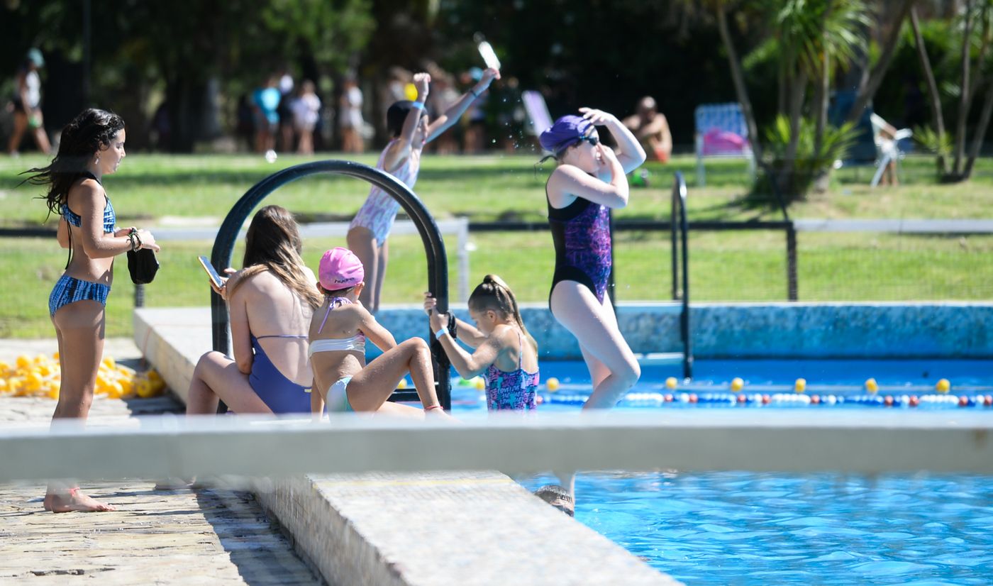 Colonias piletas (4).jpg