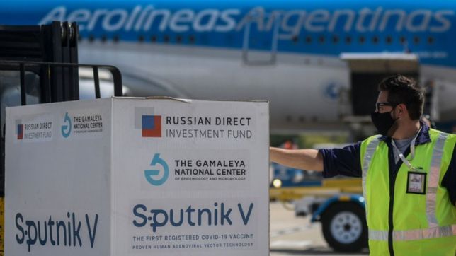 llego otro vuelo de aerolineas con casi medio millon de vacunas sputnik v