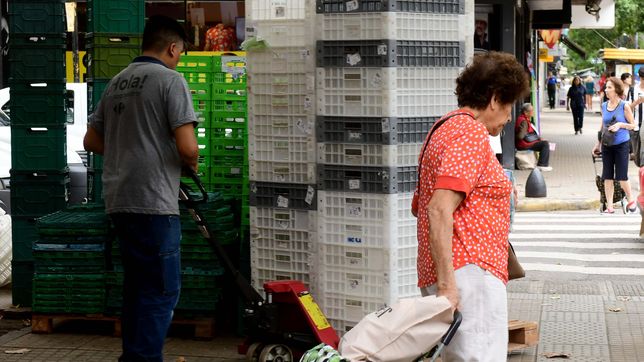 las consultoras corrigieron sus proyecciones y esperan una inflacion cercana al 32% en 2025