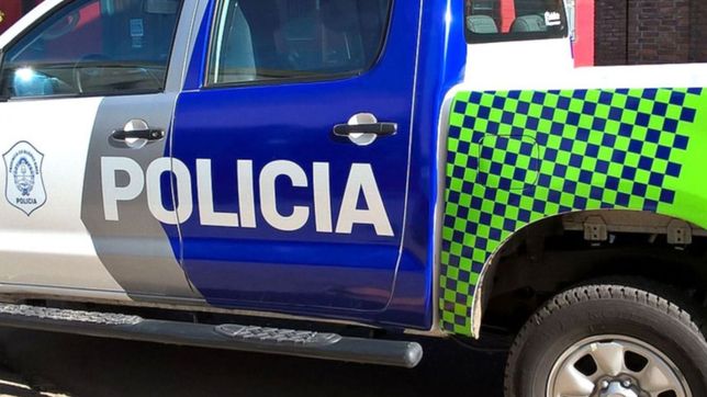 salio a visitar a un amigo y los ladrones aprovecharon para robarle todos sus ahorros