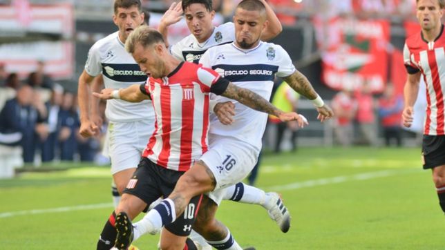 maradona hablo del clasico con estudiantes y pellegrino revelo que fue lo que dijo
