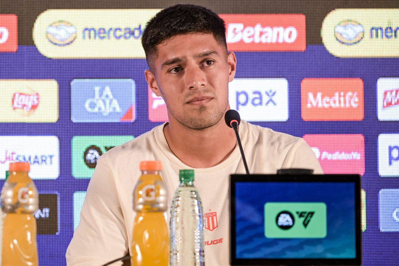 Santiago Núñez Estudiantes