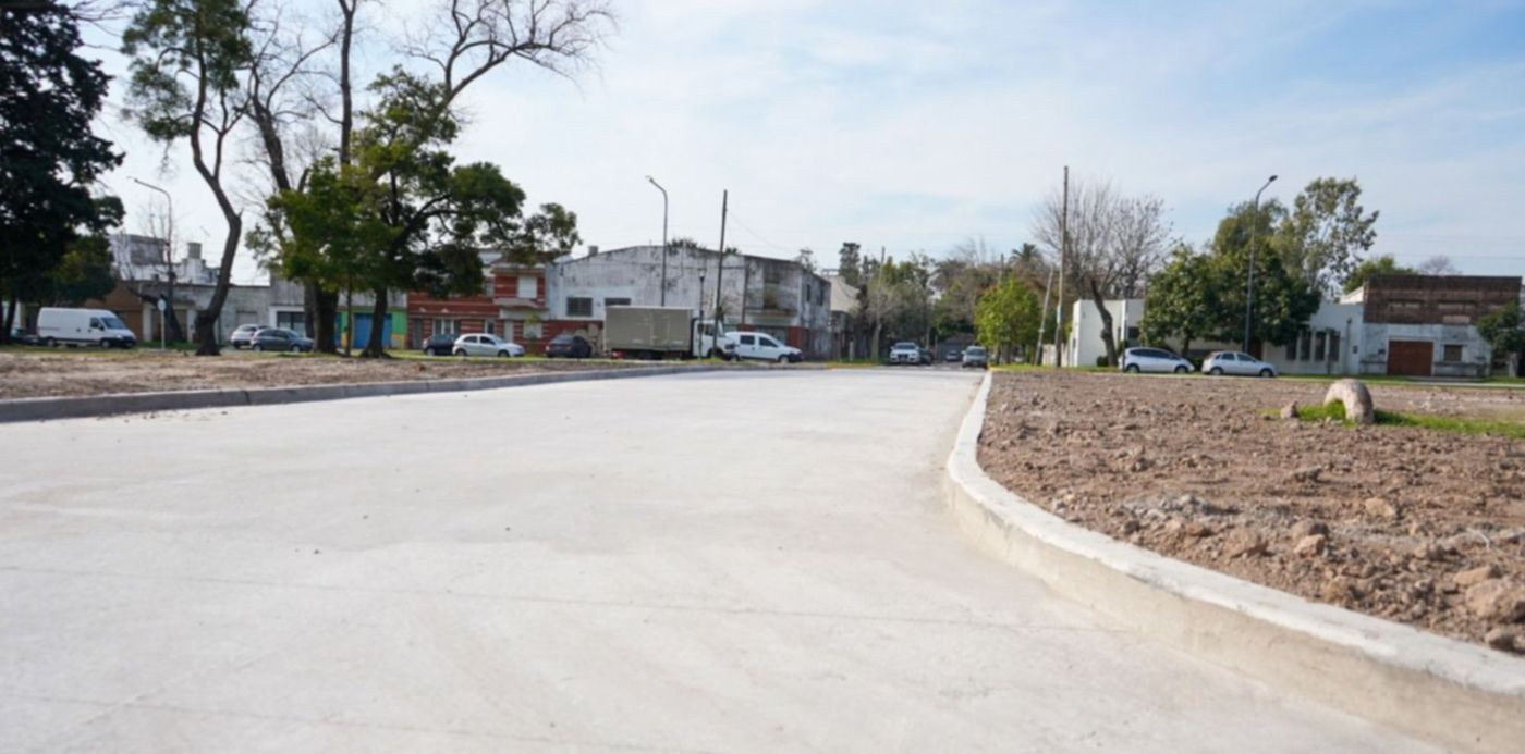 1692215901403.jpg?x=10&y=61&width=1480&height=740&rotate=0&scaleX=1&scaleY=1&ow=1500&oh=1002&&cw=1920&ch=950