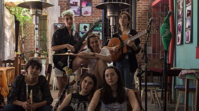 sabado imperdible: llega el tomate platense, hay cine, musica y mas actividades