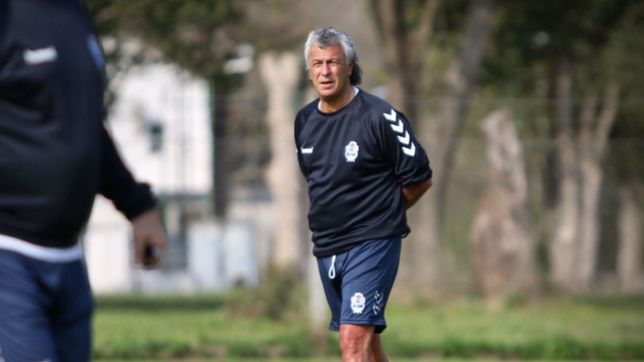 aseguran que esta todo acordado para que gorosito deje de ser el tecnico de gimnasia