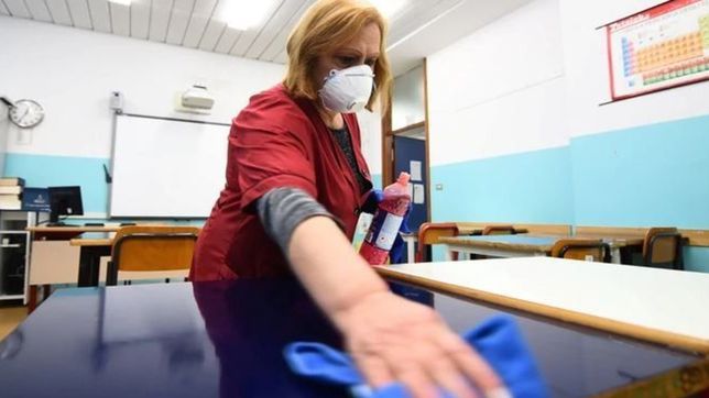 alarma por un brote de casos de covid-19 en una escuela de berisso