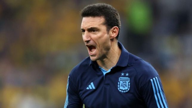 fueron el jugador numero 12: scaloni le envio un mensaje de afecto a los argentinos