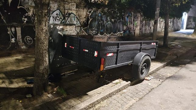 intentaron robarse un trailer estacionado a metros de la terminal de omnibus de la plata