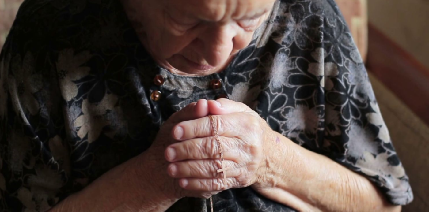 Abuela Jubilada Manos