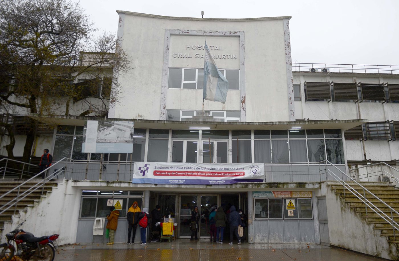 La víctima se encuentra internada en el Hospital San Martín de La Plata La víctima se encuentra internada en el Hospital San Martín de La Plata