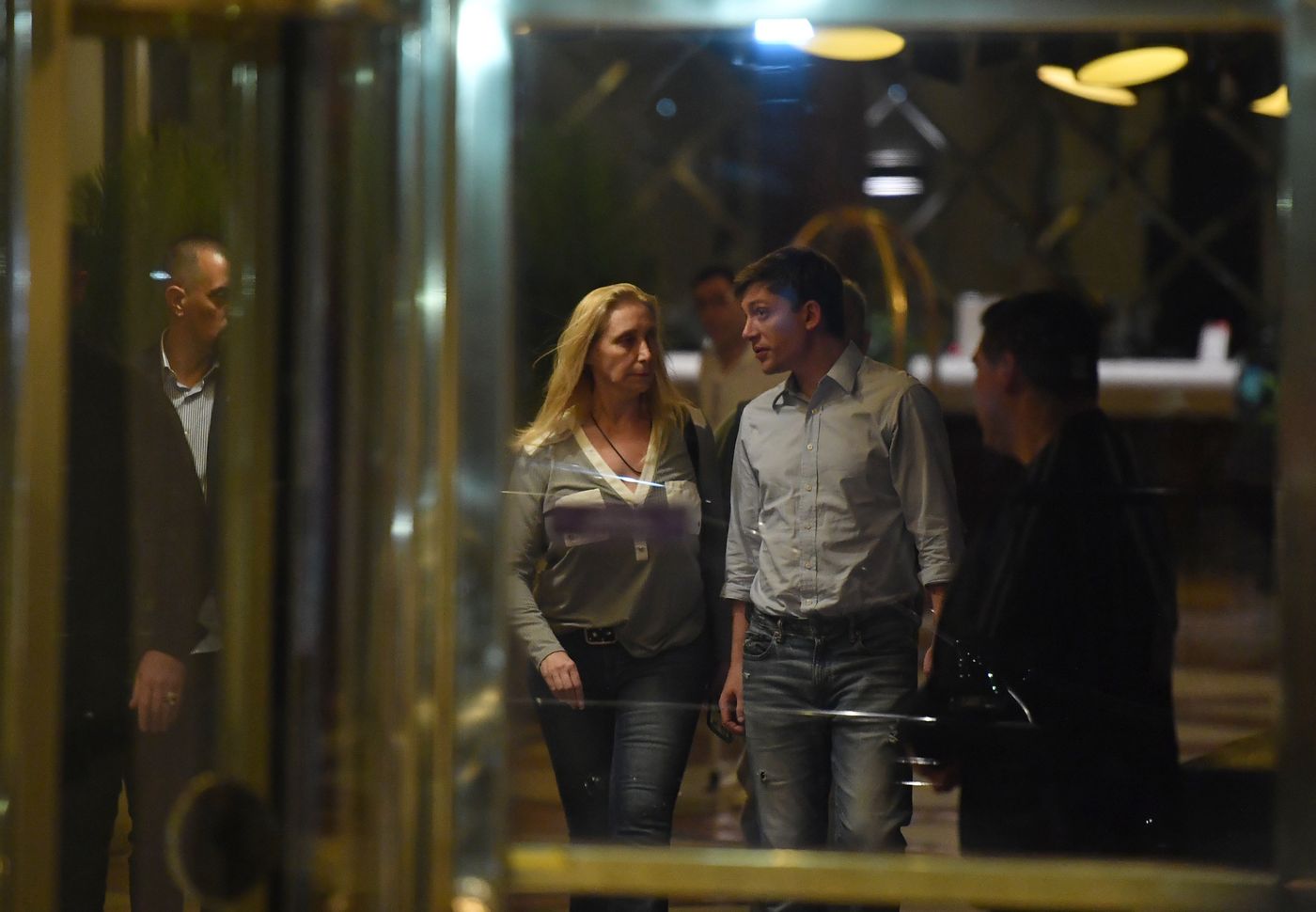 Karina Milei Santiago Caputo