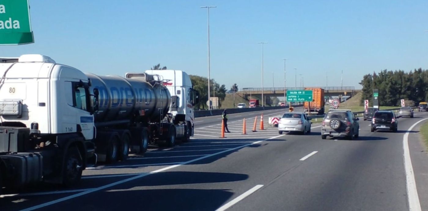 Corte en la autopista La Plata Buenos Aires