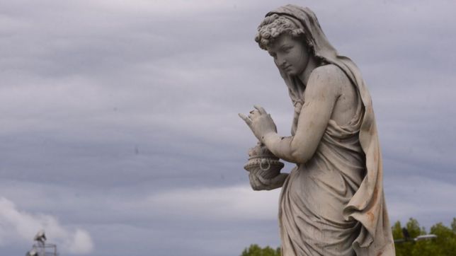 martes gris, ventoso y con algunas lloviznas, asi va a seguir el clima en la plata