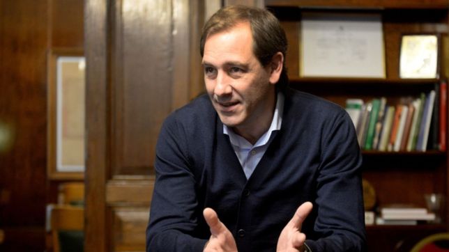 el intendente julio garro presenta a los candidatos con los que buscara la reeleccion en la plata