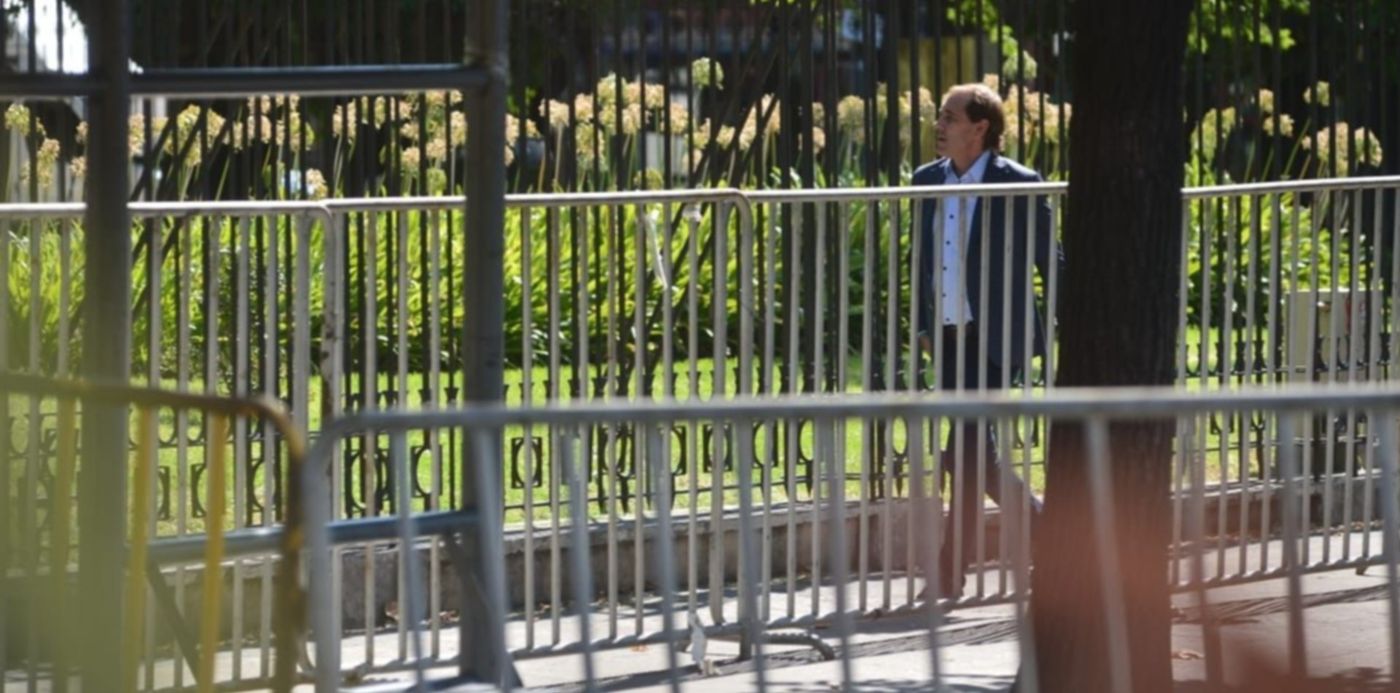 1583193929415.jpeg?width=1215&rotate=0&scaleY=1&x=8&y=177&height=608&scaleX=1&ow=1232&oh=820&&cw=1920&ch=950