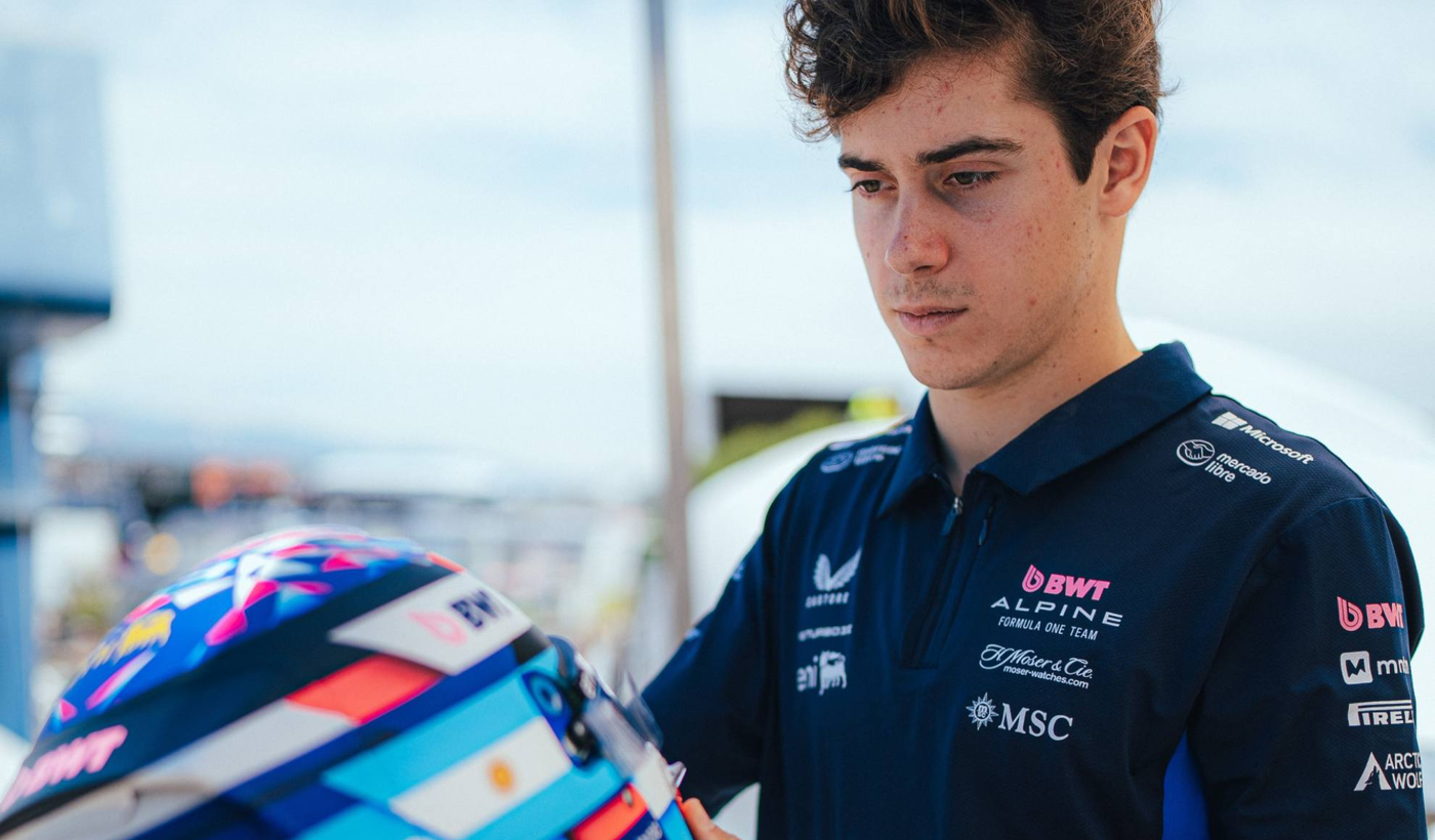 Franco Colapinto casco.png