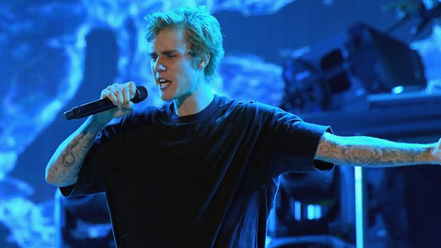 la entrada mas barata para ver a justin bieber en la plata sale 10 mil pesos