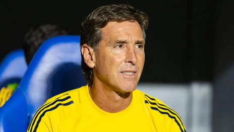 Boca confirmó la salida de Claudio Úbeda y acelera la búsqueda de un nuevo entrenador Boca confirmó la salida de Claudio Úbeda y acelera la búsqueda de un nuevo entrenador