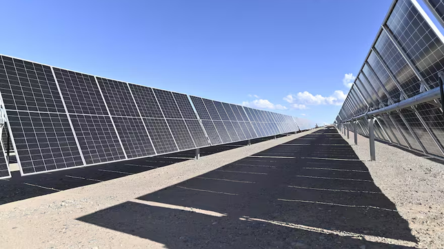 ypf luz anuncia la construccion de un nuevo parque solar en mendoza