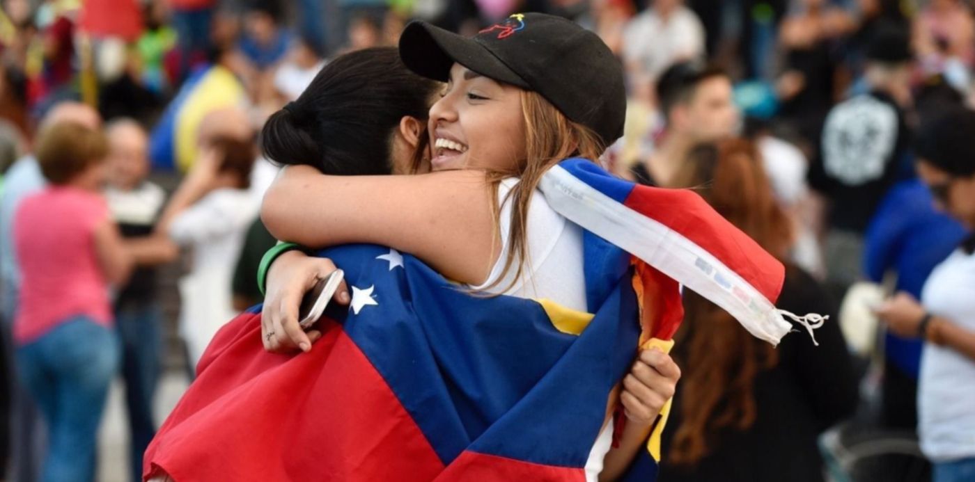 1555860536924.jpg?x=4&width=1482&rotate=0&scaleY=1&ow=1500&oh=996&y=138&height=741&scaleX=1&&cw=1920&ch=950