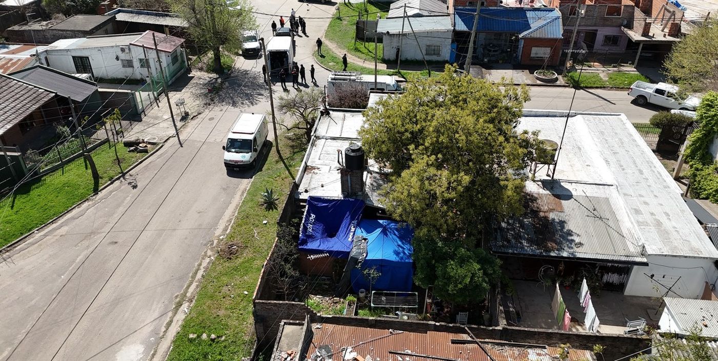 1uHYEDyJU_1256x620__3