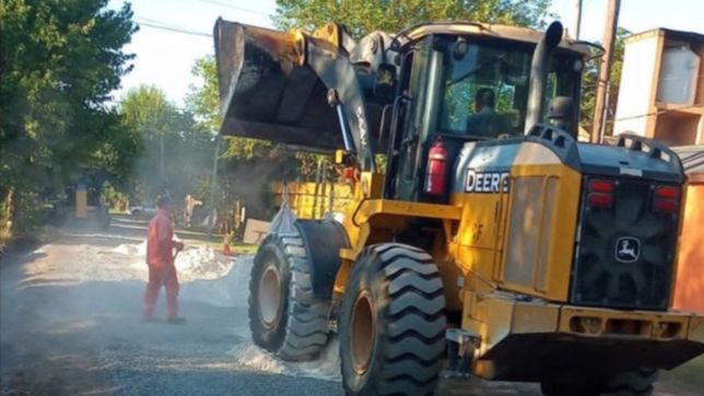 encaran la pavimentacion de una zona de city bell y proyectan nuevas obras en la localidad