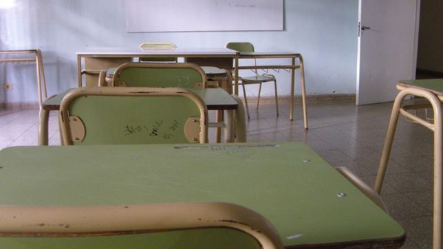 preocupa el futuro de once mil chicos platenses que perdieron vinculo con la escuela