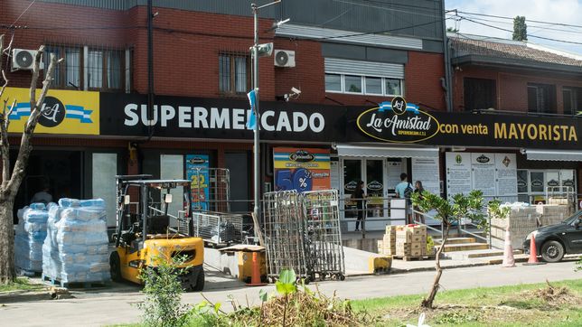 ¿cual es el supermercado cooperativo que ofrece un descuento especial de la cuenta dni este jueves?