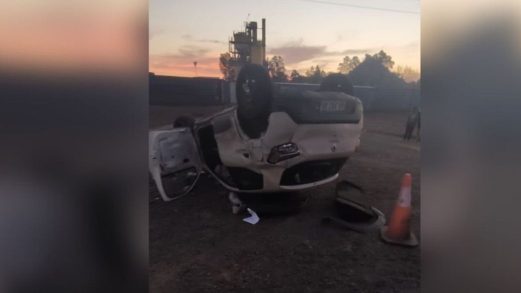 Choque fatal en Ruta 2: murió un joven tras volcar con su auto