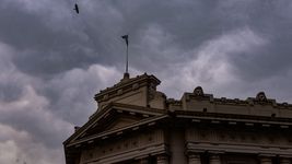 la semana termina en la plata con un viernes gris de lluvias aisladas la semana termina en la plata con un viernes gris de lluvias aisladas