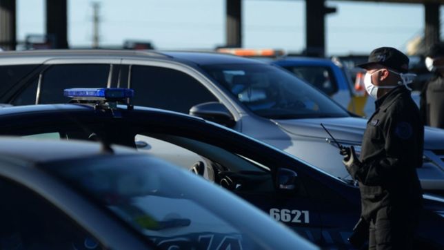hubo tres kilometros de fila y transito infernal en la autopista la plata-buenos aires