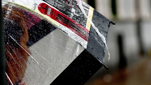 la plata amanecio bajo agua y en alerta amarillo por las lluvias que se esperan para todo el dia