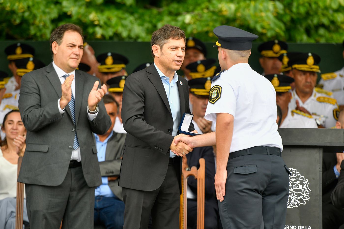 El ministro de Seguridad, Javier Alonso, y el gobernador Axel Kicillof, este viernes en el acto por el 202° aniversario de la Policía. El ministro de Seguridad, Javier Alonso, y el gobernador Axel Kicillof, este viernes en el acto por el 202° aniversario de la Policía.