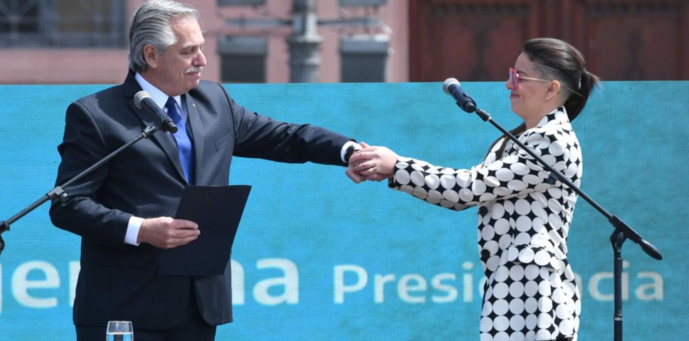 Jura de ministras Victoria Tolosa Paz Raquel Kelly Kismer de Olmos Ayelén Mazzina