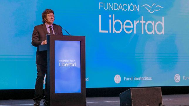 con burlas e imitaciones, milei desafio a la oposicion: vamos a lograr todo a pesar de la politica