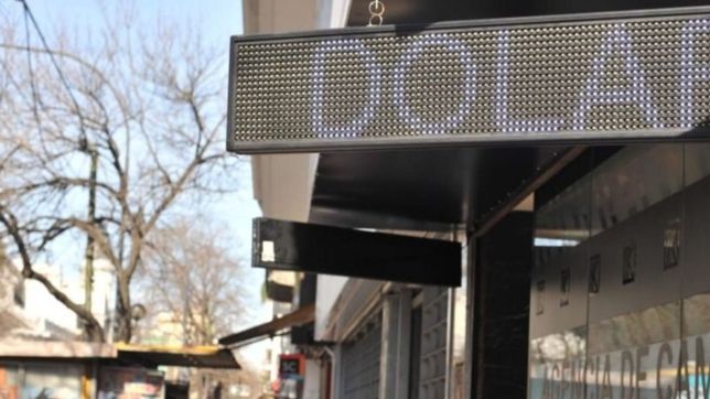 incontrolable, el dolar dio un nuevo salto, rompio otro record y cerro $34,50