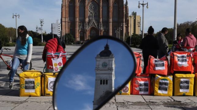 repartidores de apps en la plata protestaran otra vez para exigir aumentos y art